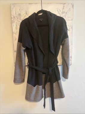 Paraphrase Two-Tone Hooded Belted Cardigan Sweater - Charcoal & Light Gray